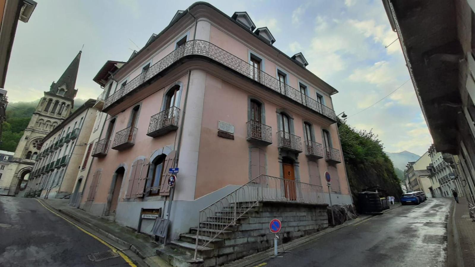 Appartement Proche Centre Ville 4 Personnes Proche Telecabine Wifi Couchages 2 Mezzanines 1Bz Residence La Tourette Cauterets Exterior photo